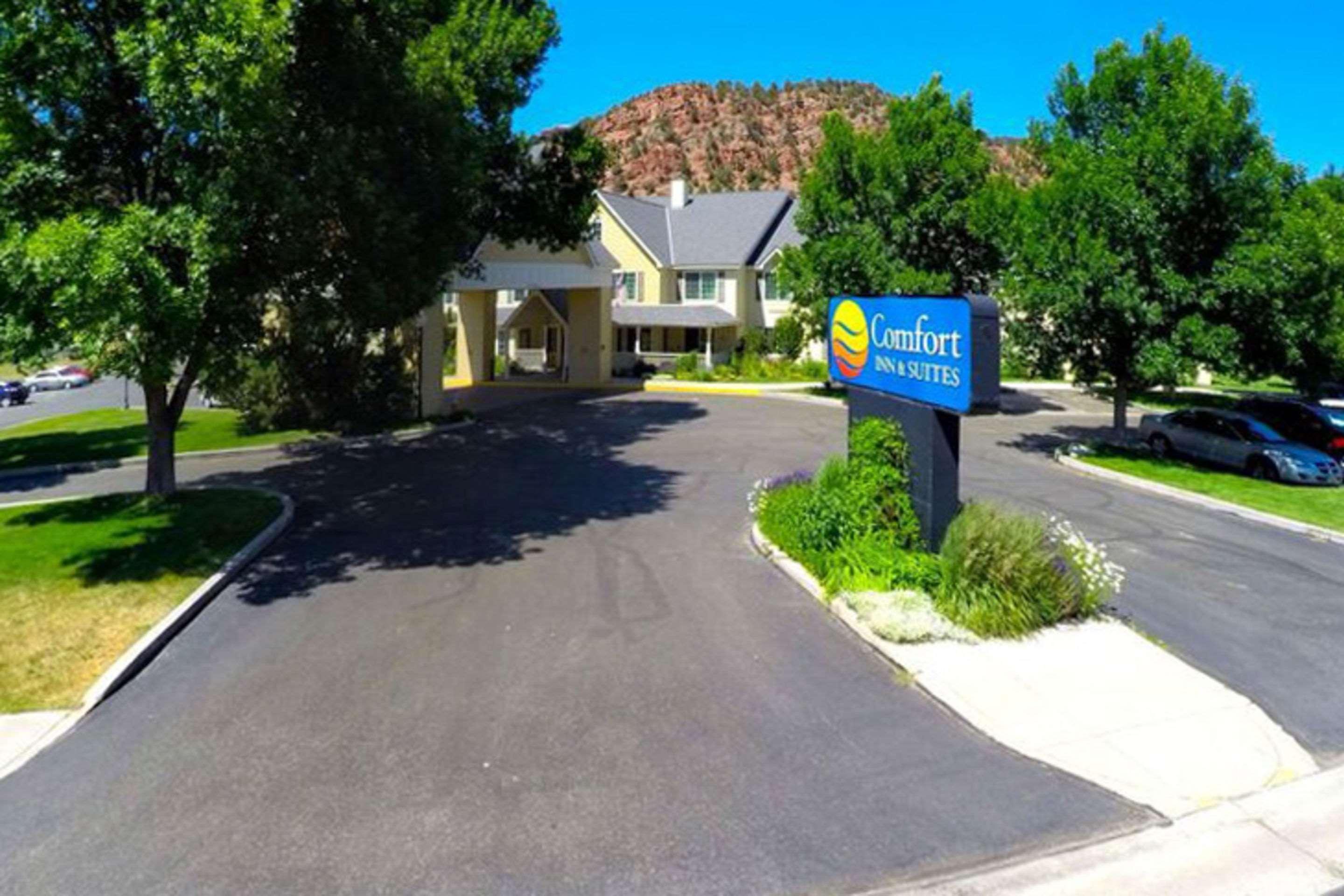 Comfort Inn & Suites Carbondale On The Roaring Fork Exteriör bild